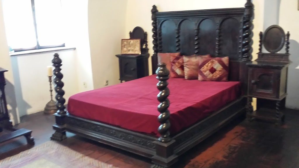 The King's bed